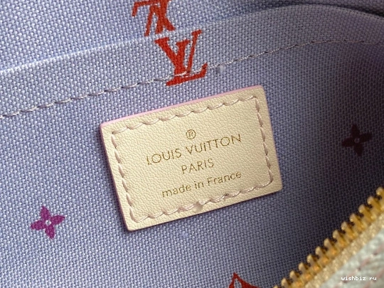 WIS PAPILLON BB VUITTON LOUIS 0126